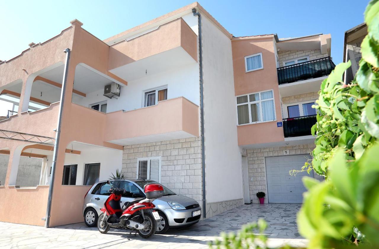 Apartment Ivan Kaštel Sućurac Buitenkant foto