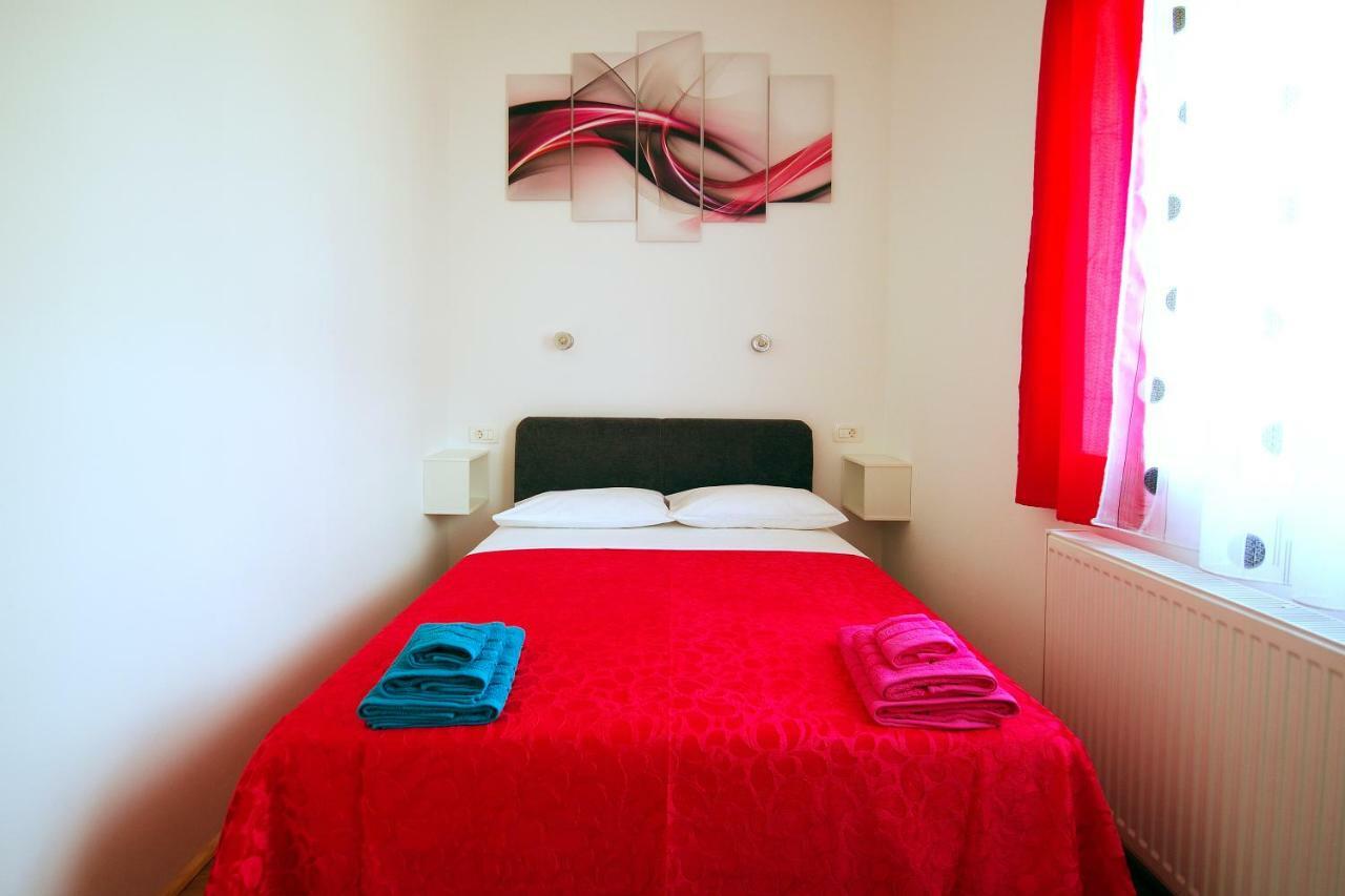 Apartment Ivan Kaštel Sućurac Buitenkant foto