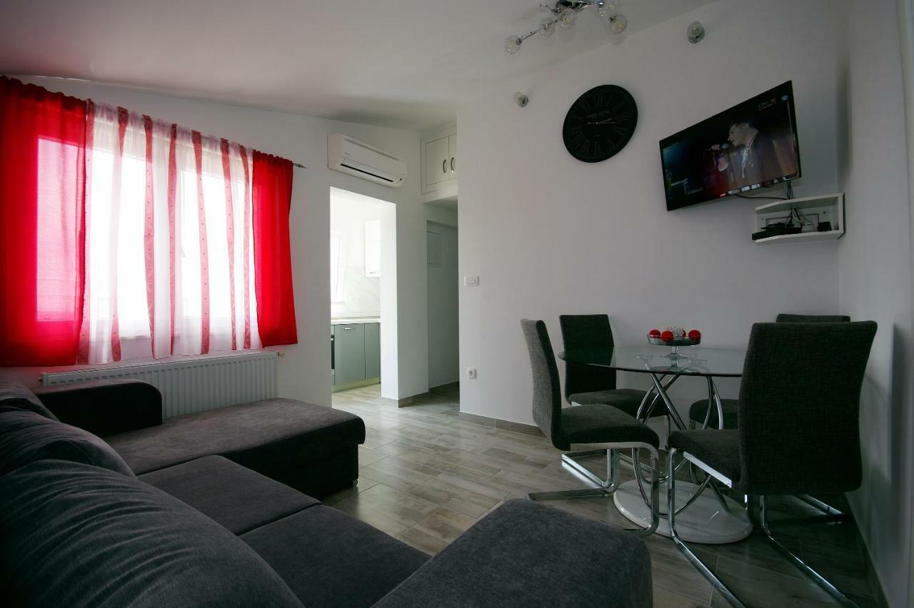 Apartment Ivan Kaštel Sućurac Buitenkant foto
