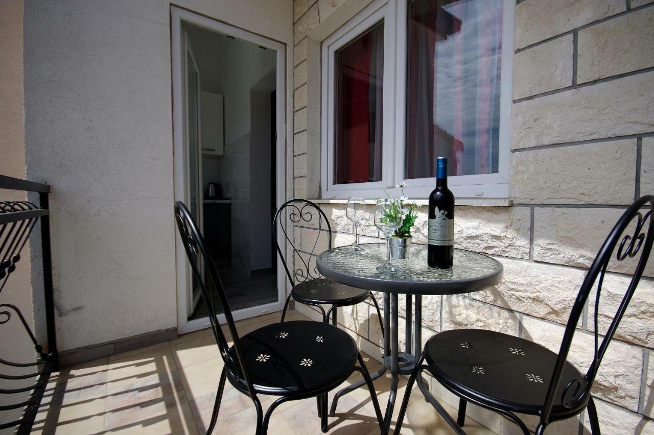 Apartment Ivan Kaštel Sućurac Buitenkant foto