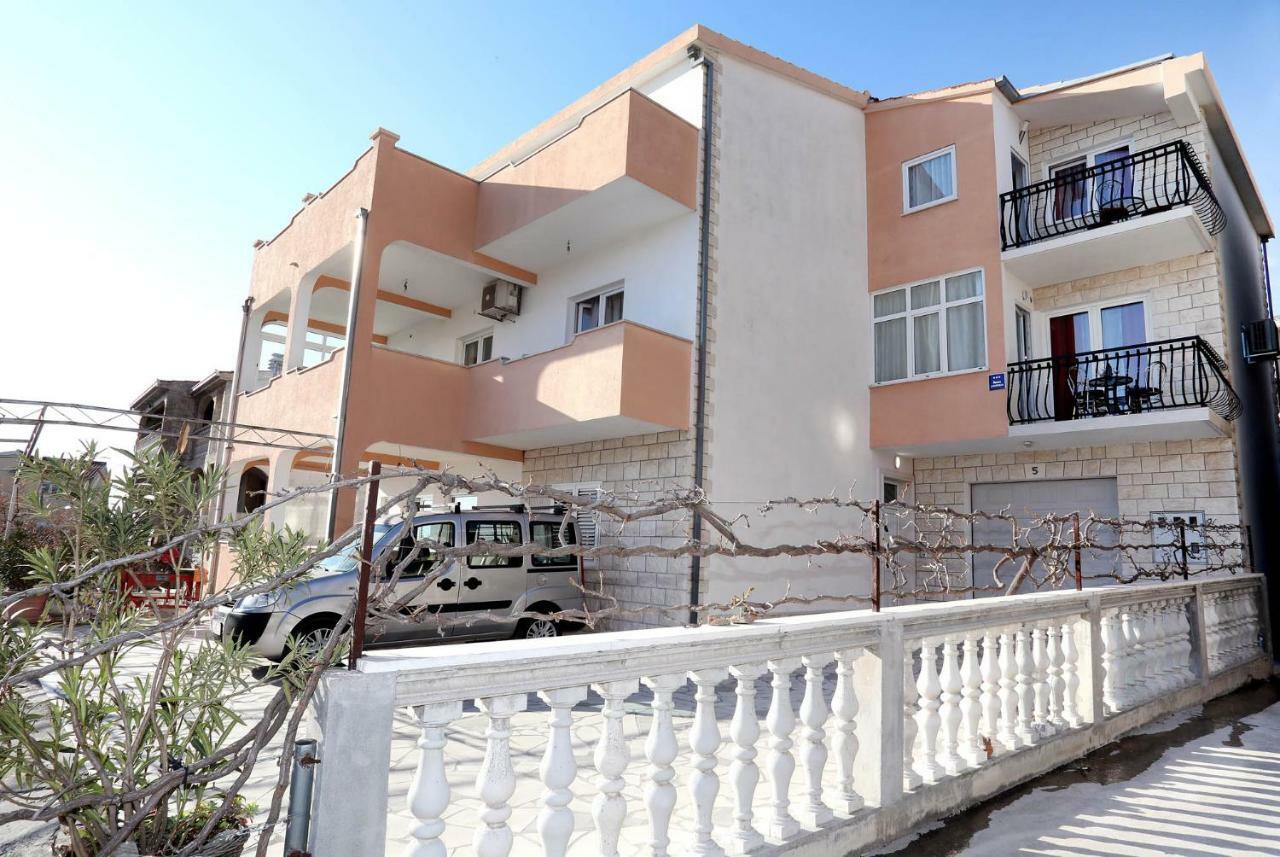Apartment Ivan Kaštel Sućurac Buitenkant foto