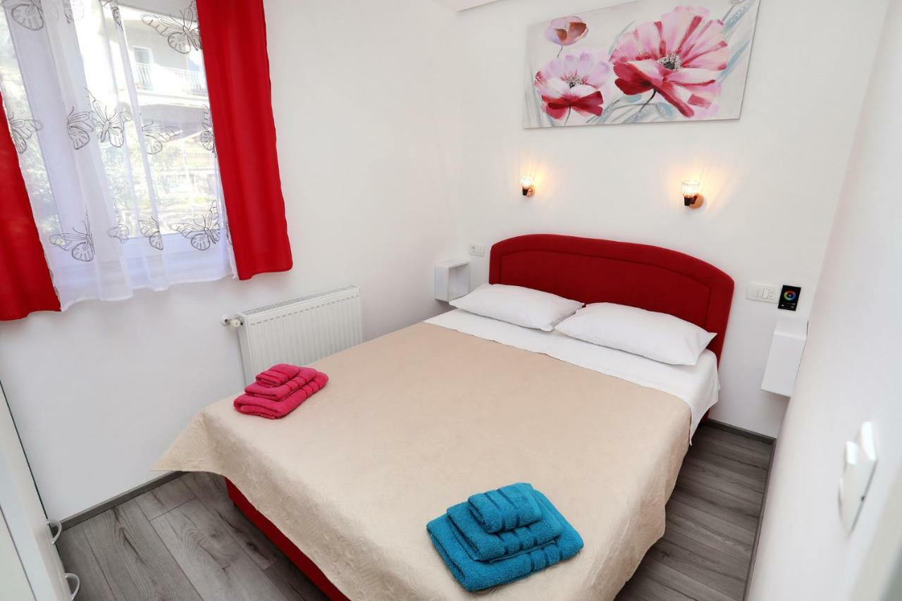 Apartment Ivan Kaštel Sućurac Buitenkant foto