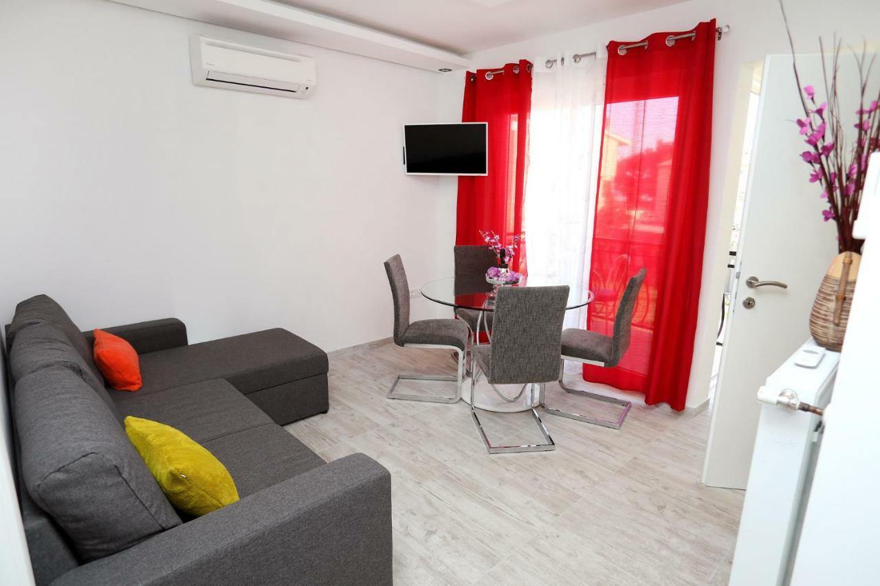 Apartment Ivan Kaštel Sućurac Buitenkant foto